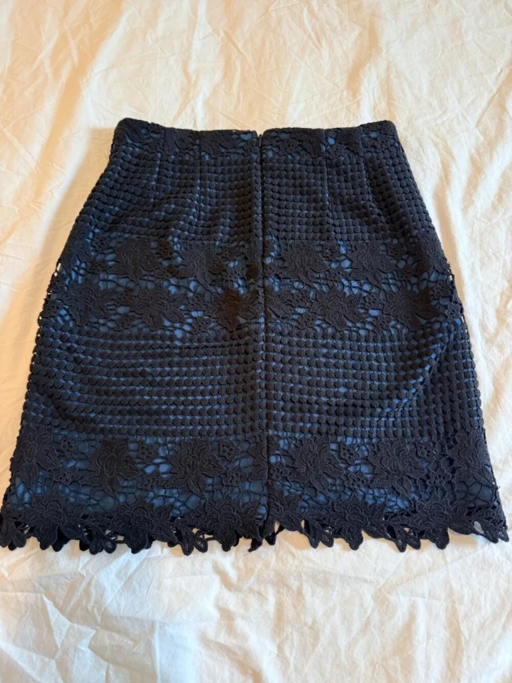 LOFT Petite Black Lace Pencil Skirt Size 0P